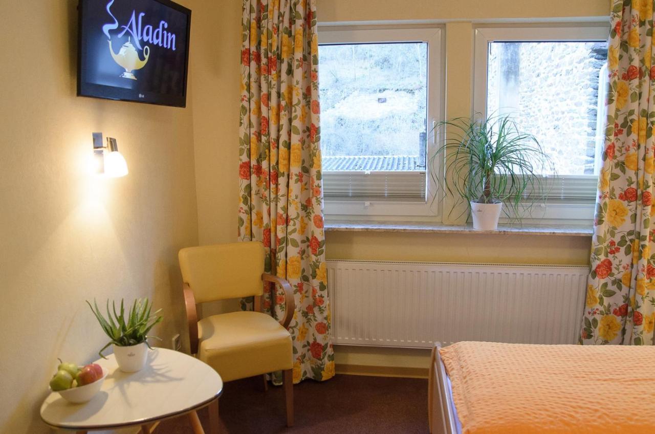 Gaestehaus Aladin Кохем Экстерьер фото